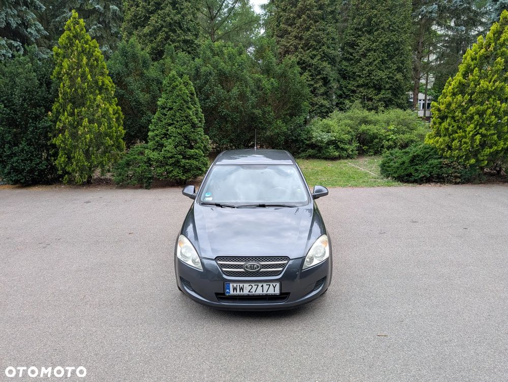 Kia Ceed 1.4 Comfort + - 2