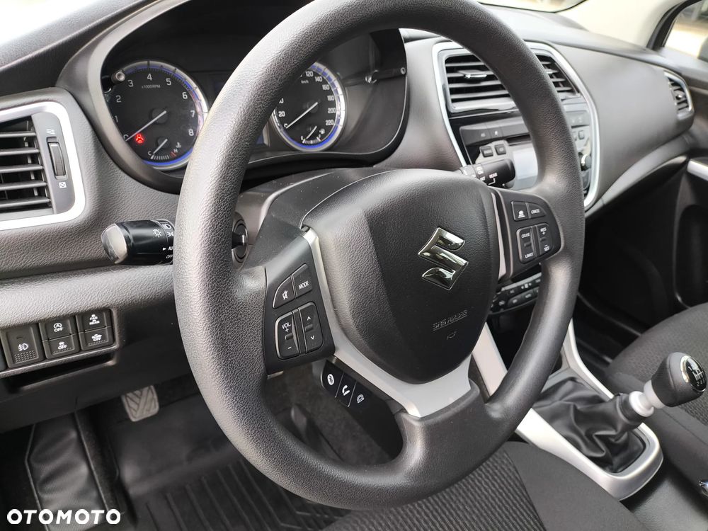 Suzuki SX4 S-Cross 1.4 SHVS Comfort Plus - 22