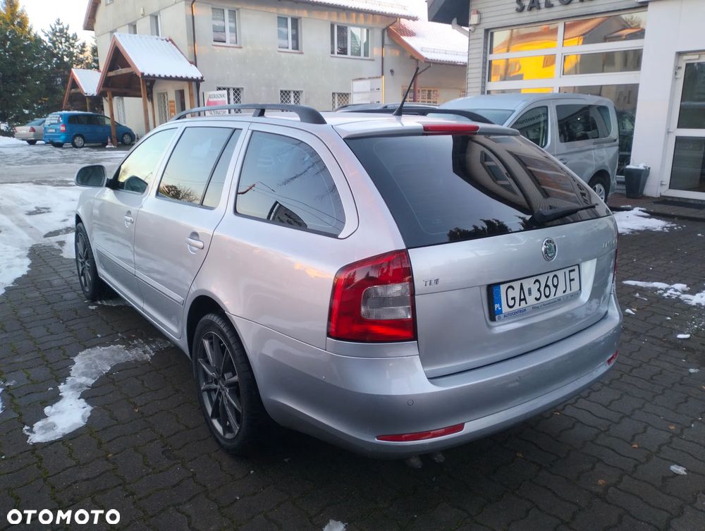 Skoda Octavia - 23