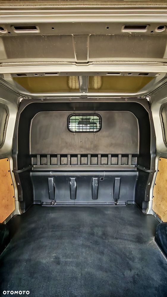 Ford Transit Custom 270 L1H1 Limited - 19