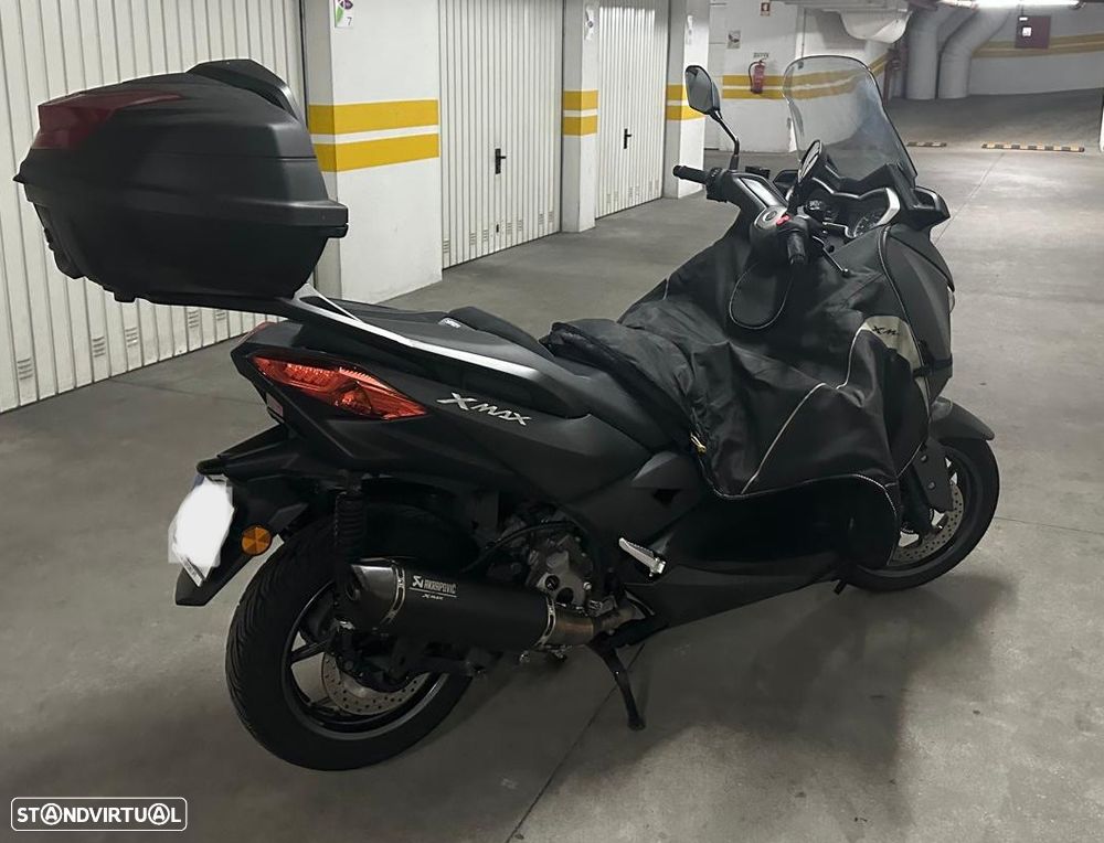 Yamaha X-Max - 7