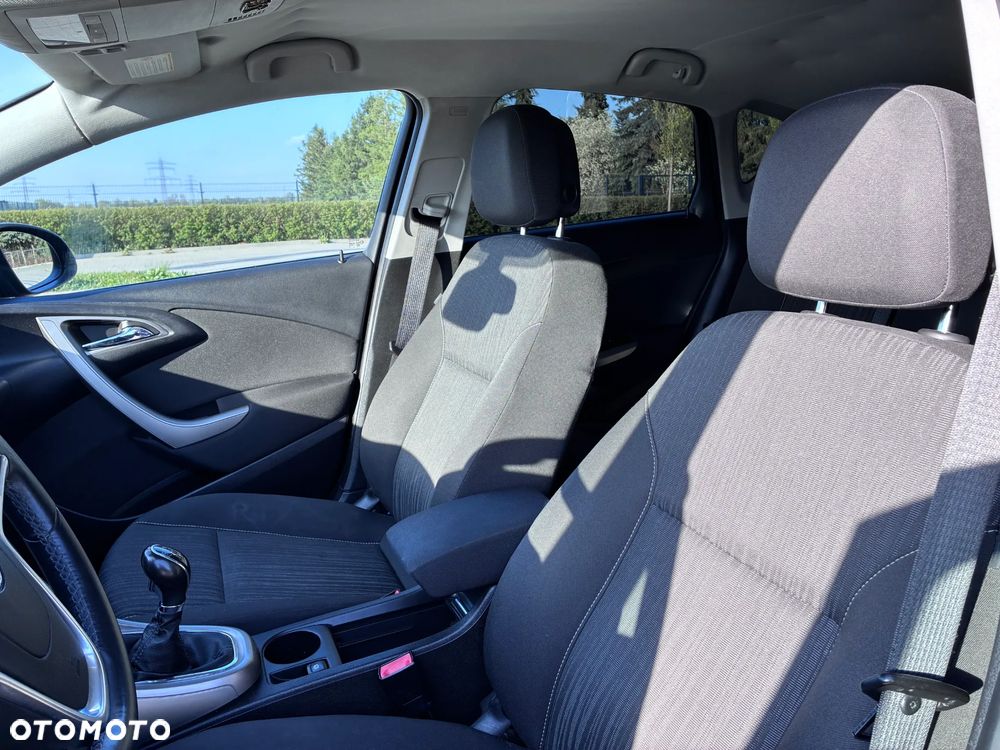 Opel Astra - 16