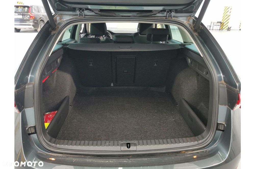 Skoda Octavia 2.0 TDI Ambition DSG - 3
