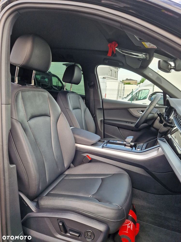 Audi Q7 - 7