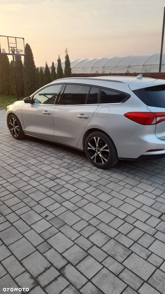 Ford Focus 1.5 EcoBlue Start-Stopp-System COOL&CONNECT - 4