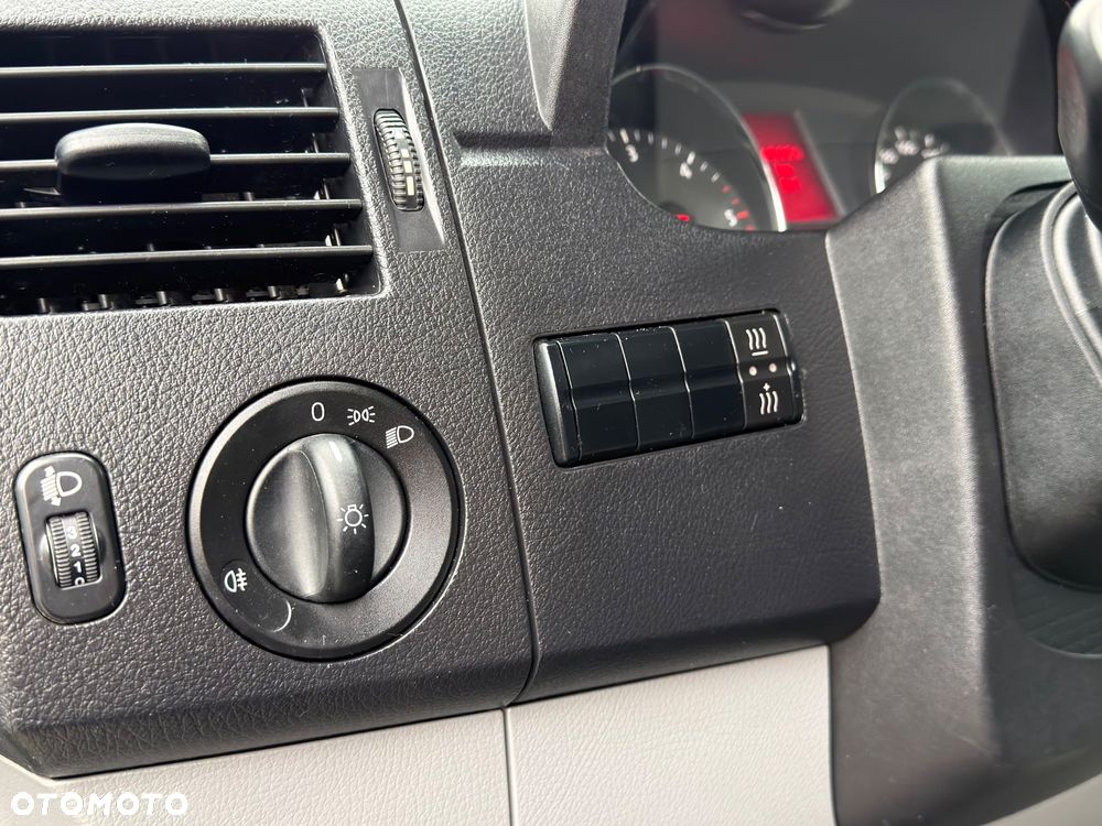 Volkswagen CRAFTER - 17