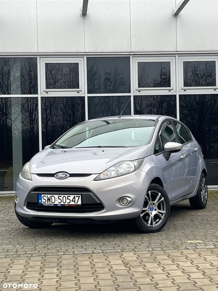 Ford Fiesta 1.4 Autom Champions Edition - 8