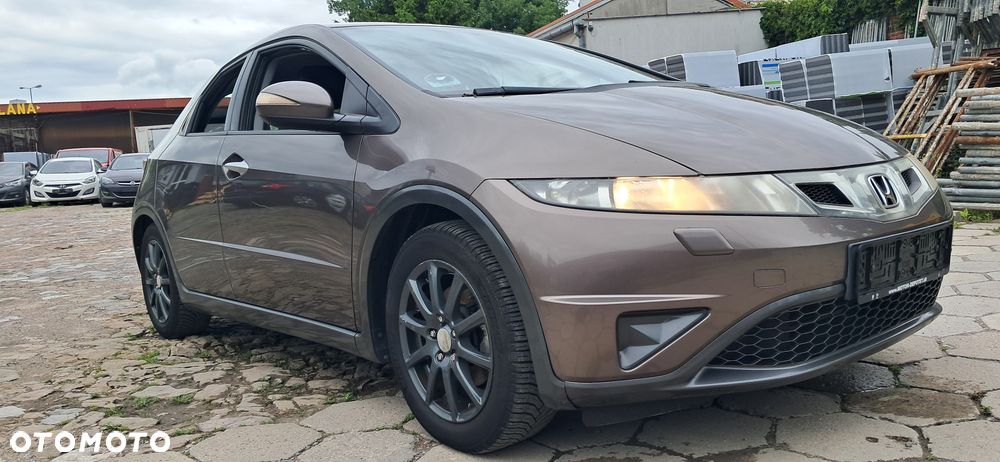 Mazda 3 1.6 Sport Active - 12