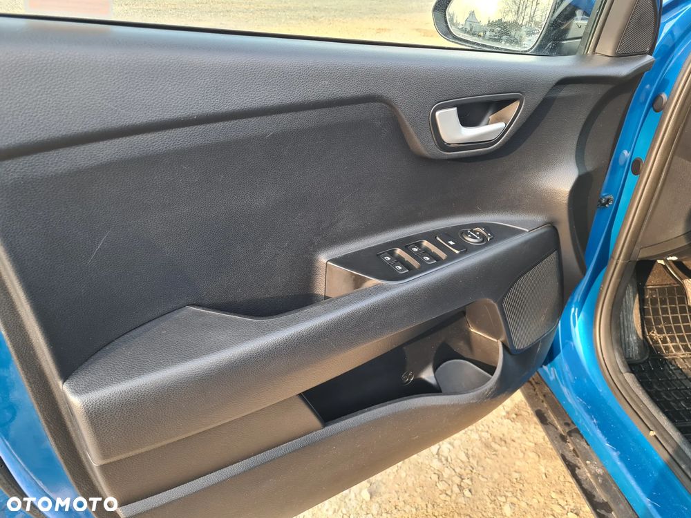 Kia Stonic 1.0 T-GDI L - 19