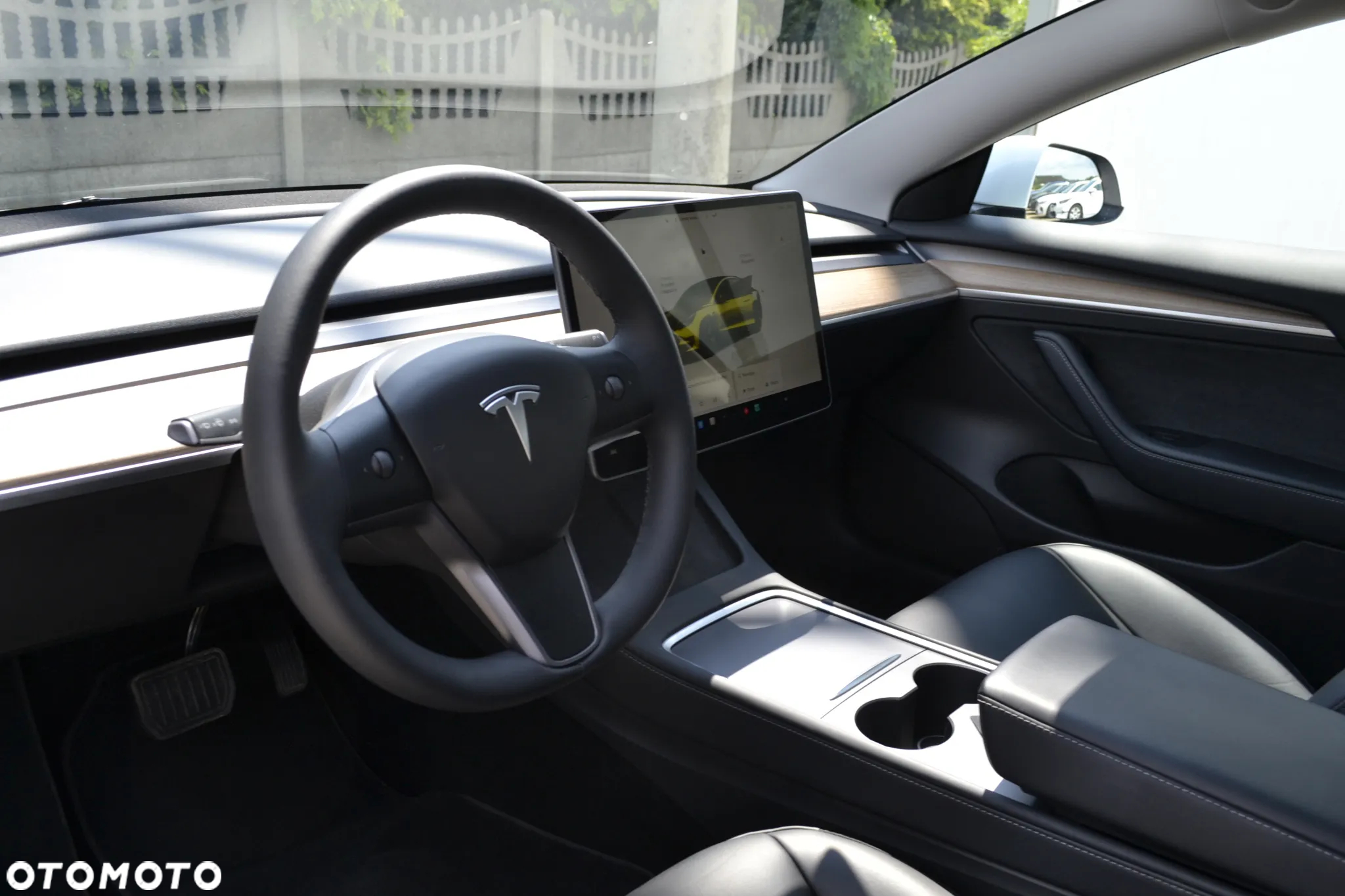 Tesla Model 3 Long Range RWD - 21
