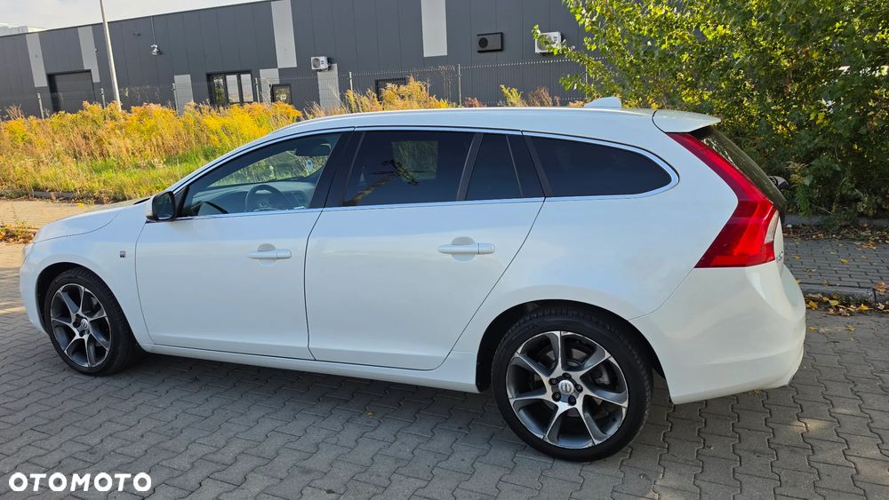 Volvo V60 D4 Drive-E Ocean Race - 31