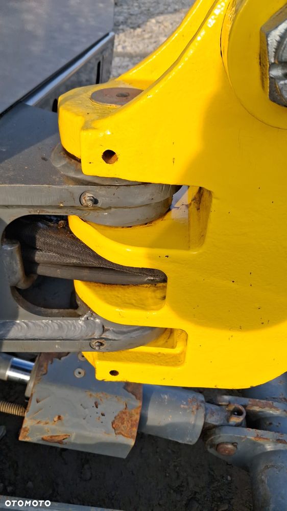 Wacker Neuson EZ28 - 9