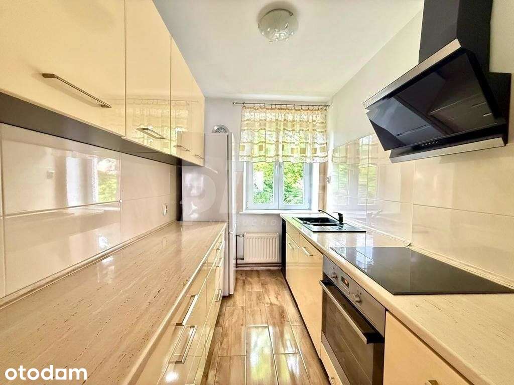 3-pokojowe z osobną kuchnią i dużą piwnicą 1p.