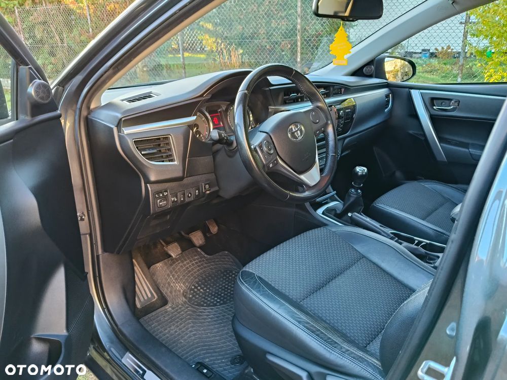 Toyota Corolla 1.6 Prestige - 5