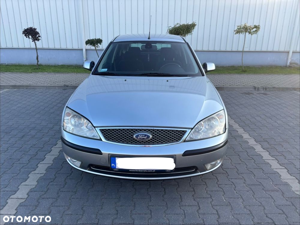 Ford Mondeo 2.0 TDDi Ghia - 4