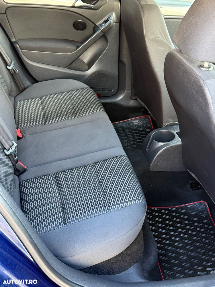 Volkswagen Golf 2.0 TDI Comfortline - 10