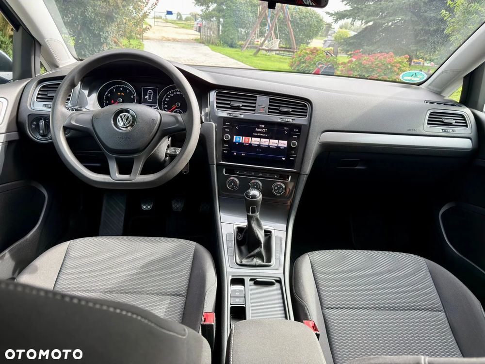 Volkswagen Golf 1.0 TSI BMT Trendline - 6