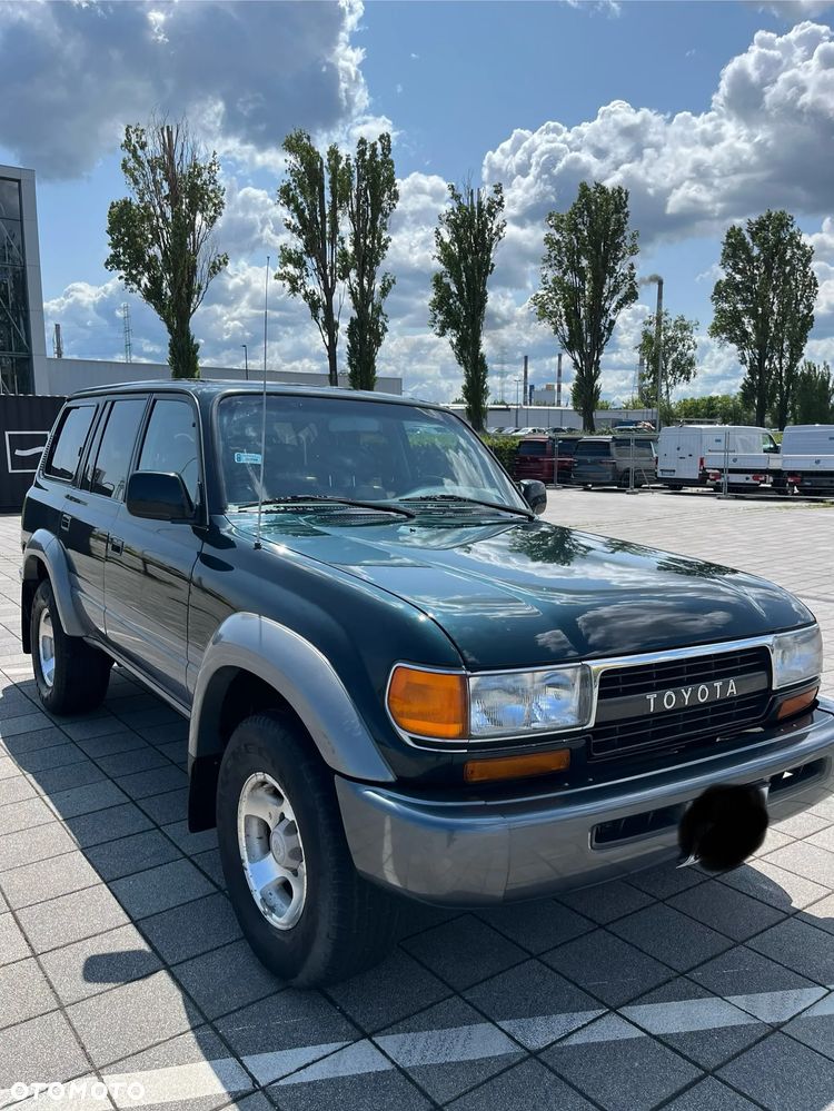 Toyota Land Cruiser - 10