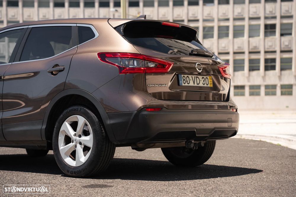 Nissan Qashqai 1.5 dCi N-Connecta Business - 22