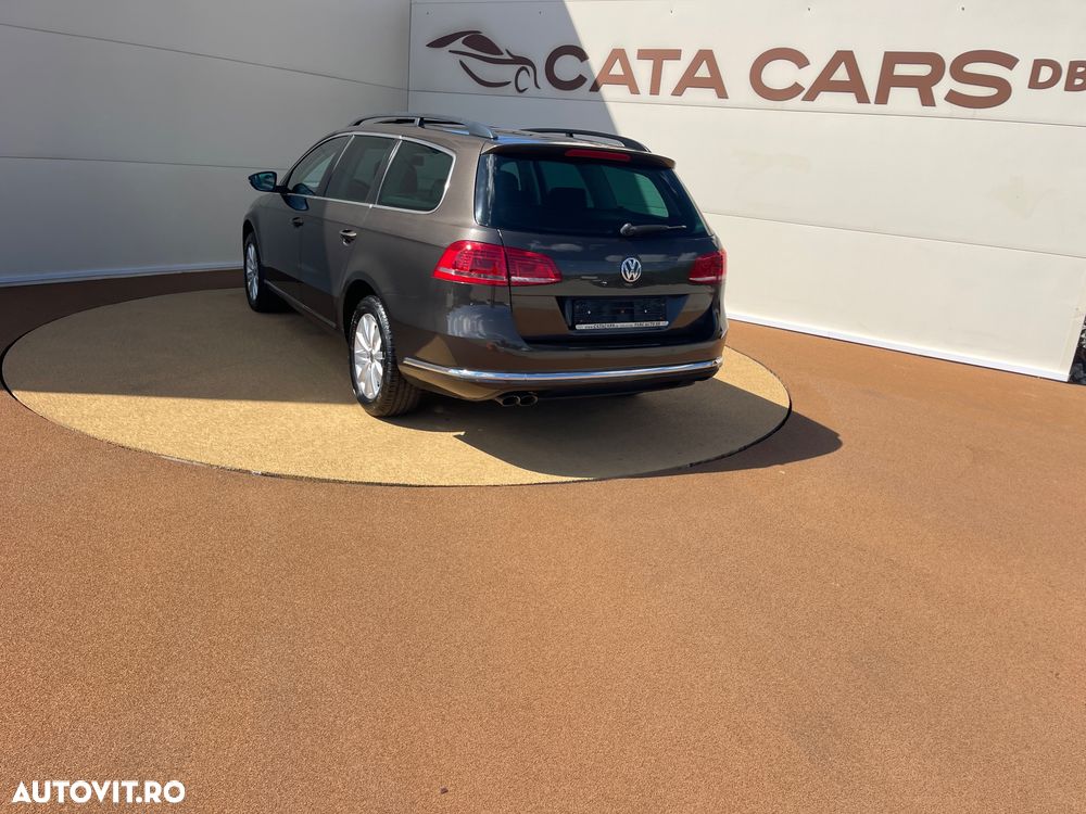 Volkswagen Passat 2.0 TDI BlueMotion Technology Comfortline - 11