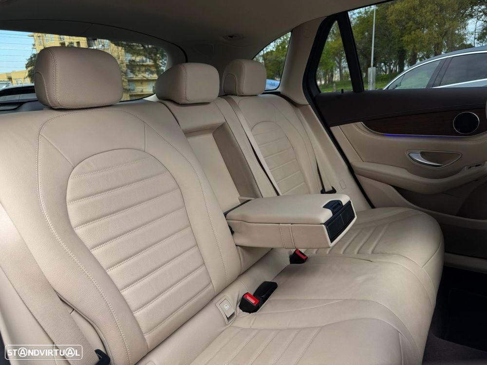 Mercedes-Benz GLC 300 de 4Matic - 26