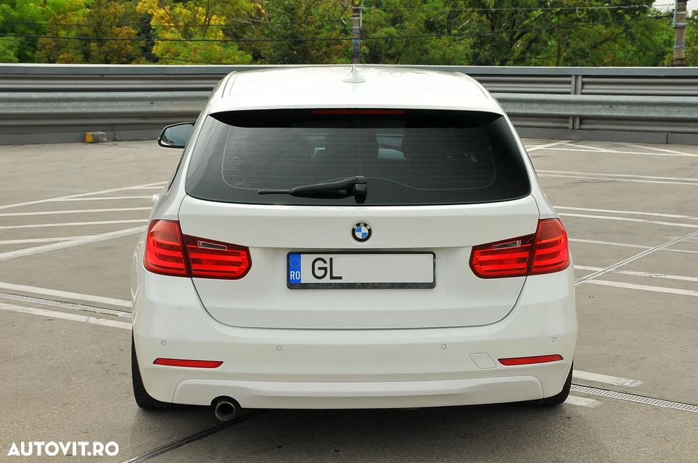 BMW Seria 3 320d Aut. - 10