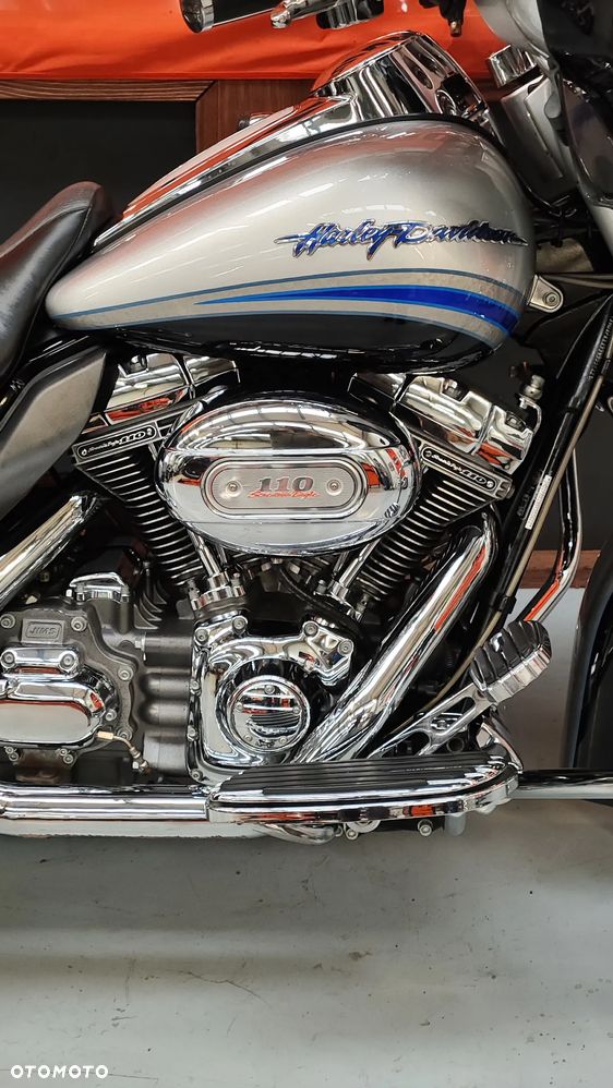 Harley-Davidson Touring Ultra Limited - 35