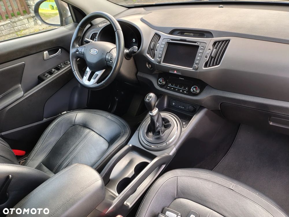 Kia Sportage 2.0 CRDI 184 AWD Platinum Edition - 8