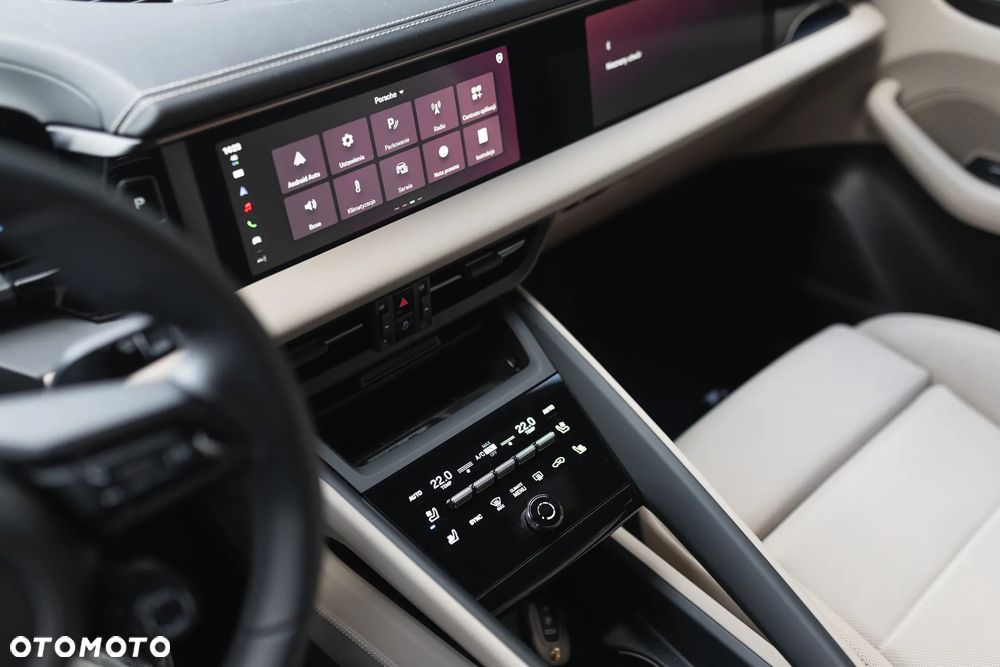 Porsche Macan - 21