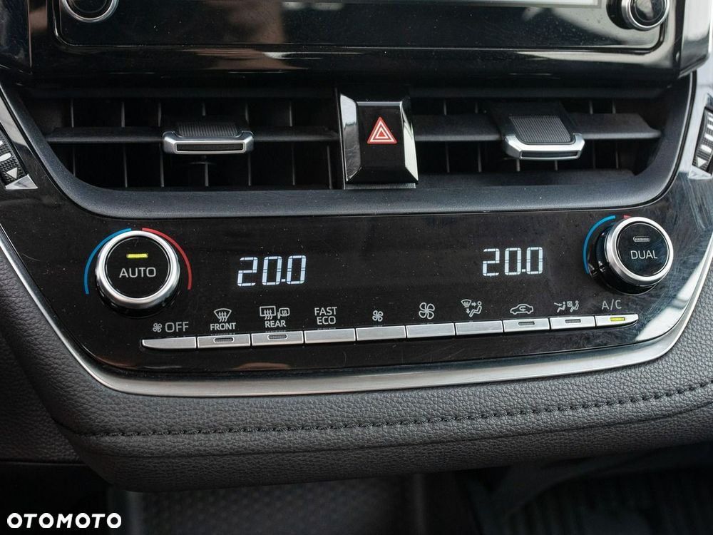 Toyota Corolla 1.5 Comfort - 17