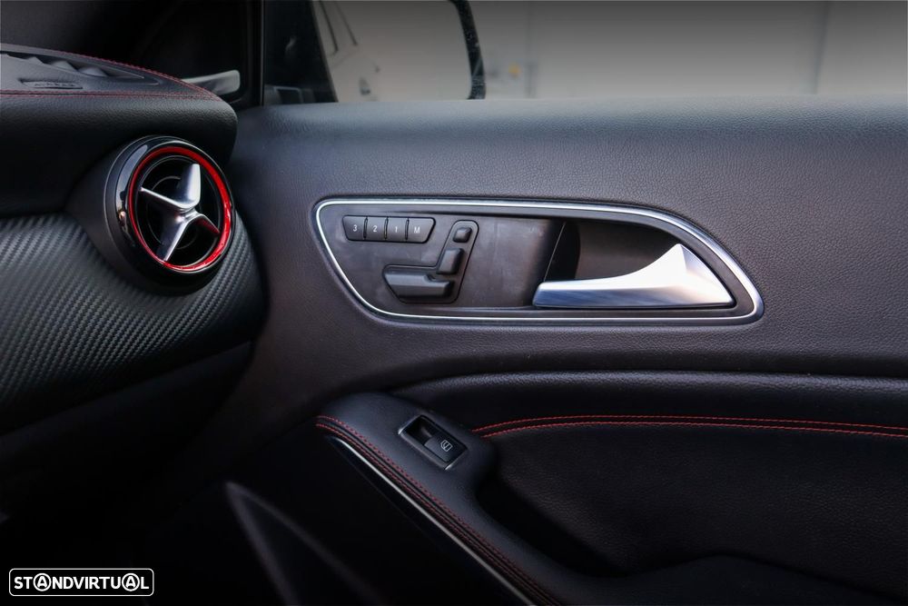 Mercedes-Benz A 45 AMG 4-Matic - 34