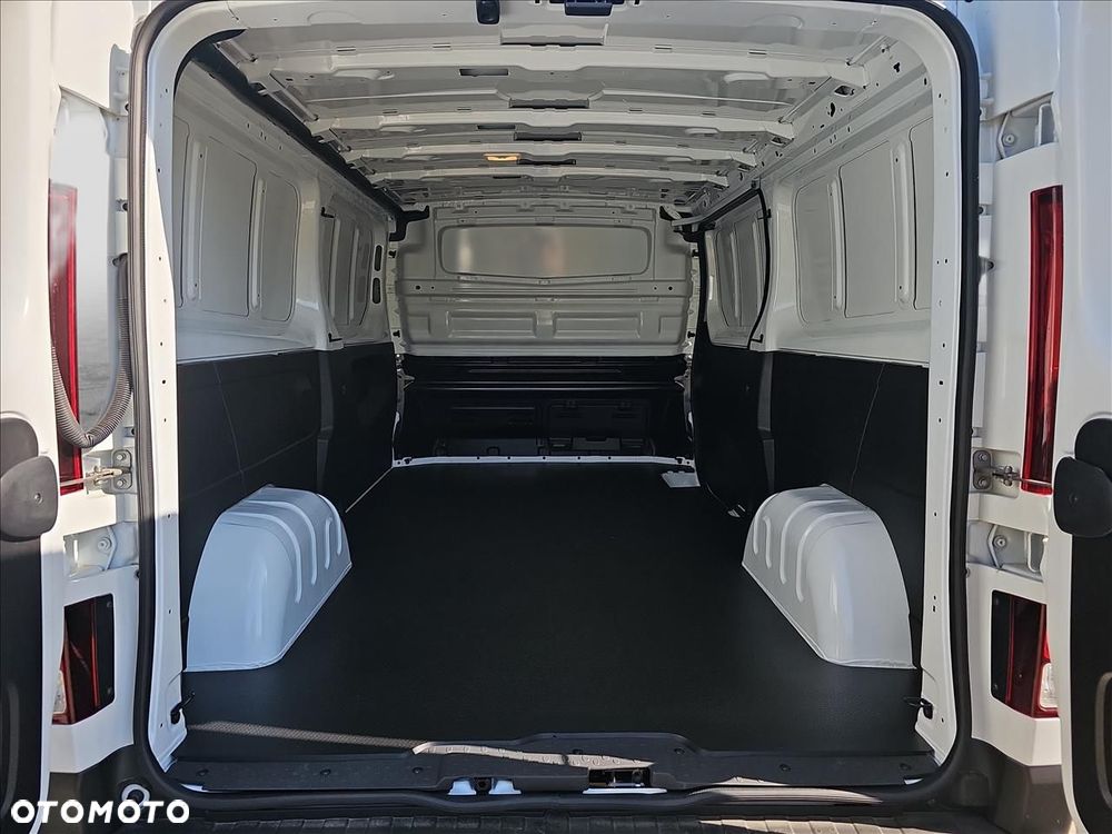 Renault trafic - 10