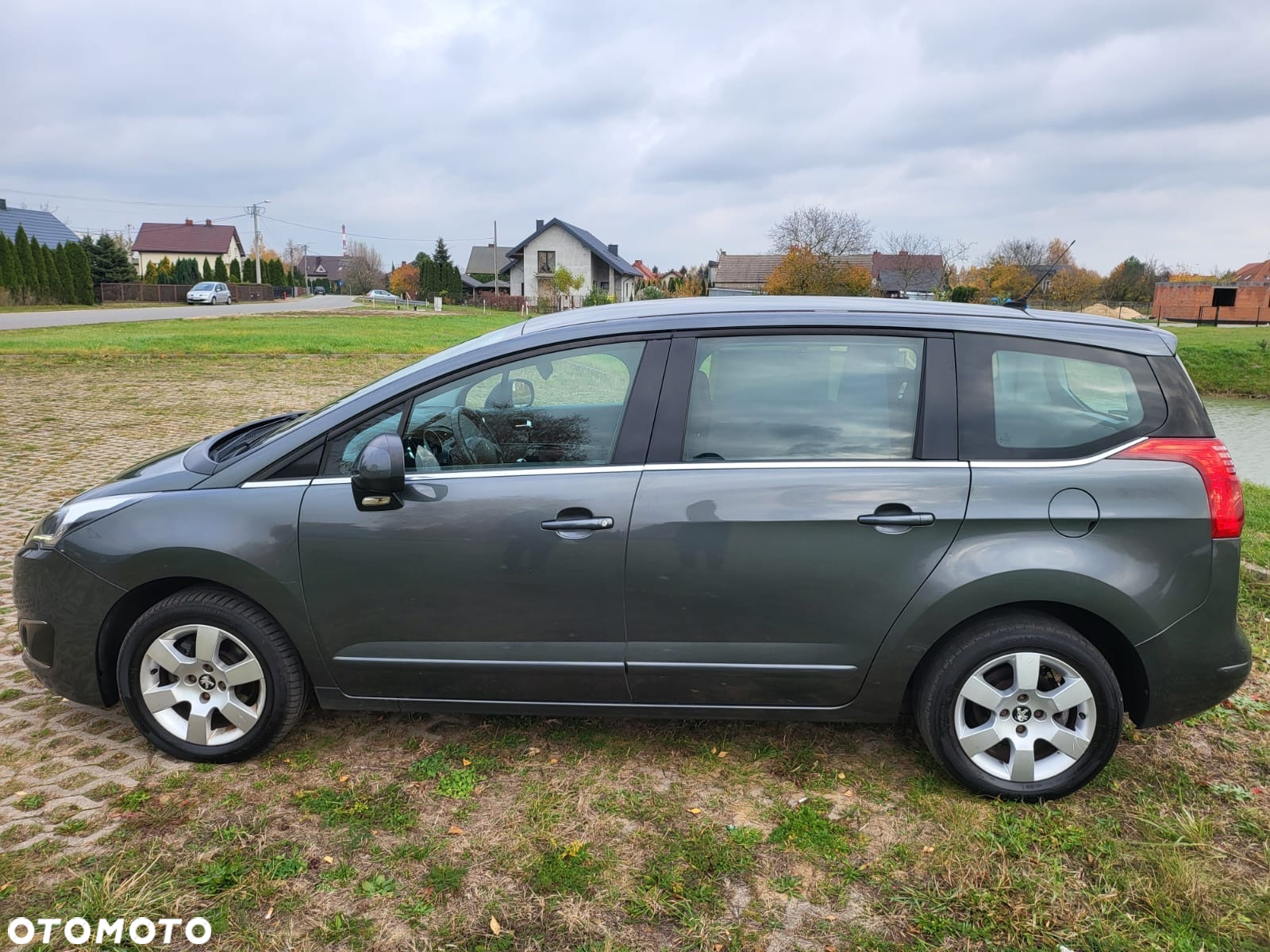 Peugeot 5008 1.6 BlueHDI Allure S&S - 18
