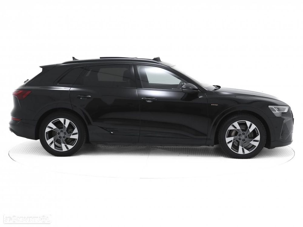 Audi e-tron 50 quattro S line - 2