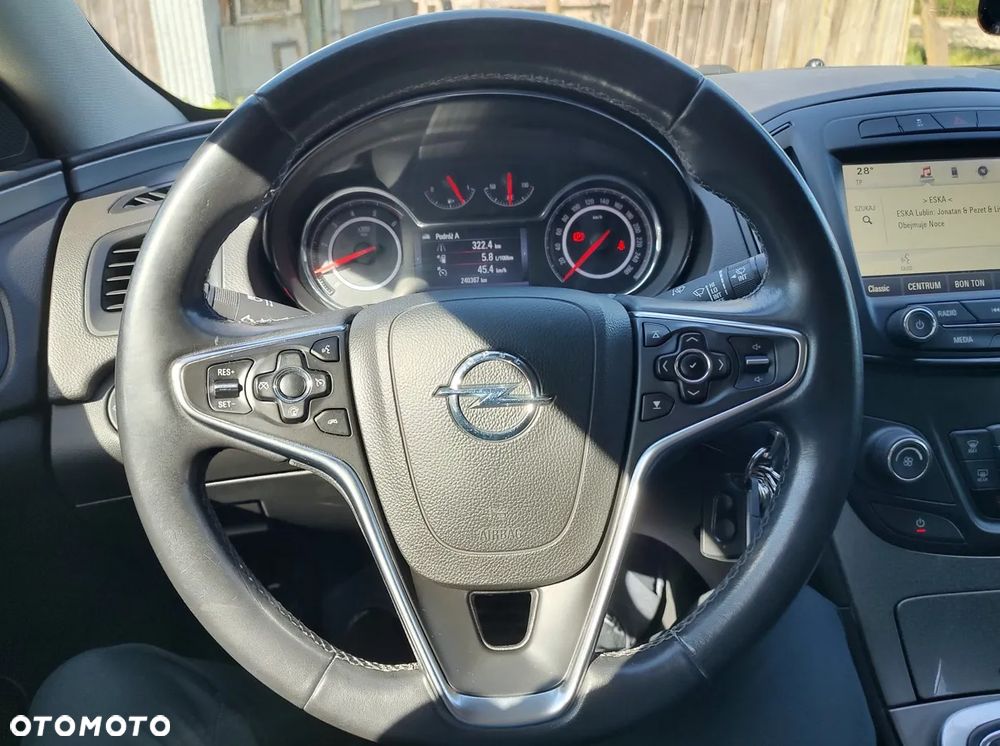Opel Insignia 2.0 CDTI - 12