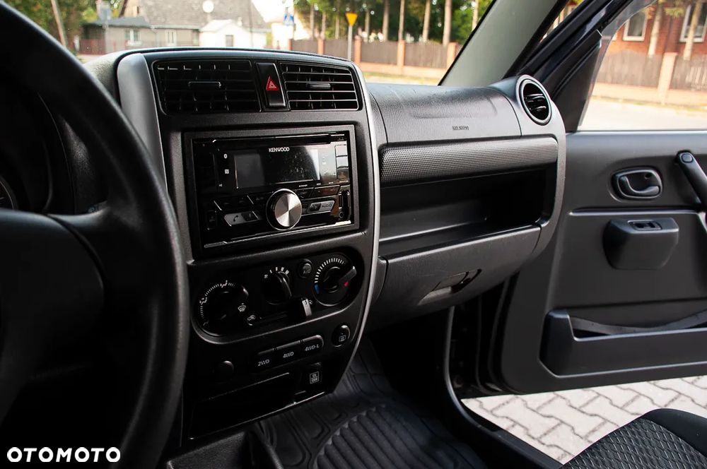 Suzuki Jimny - 12