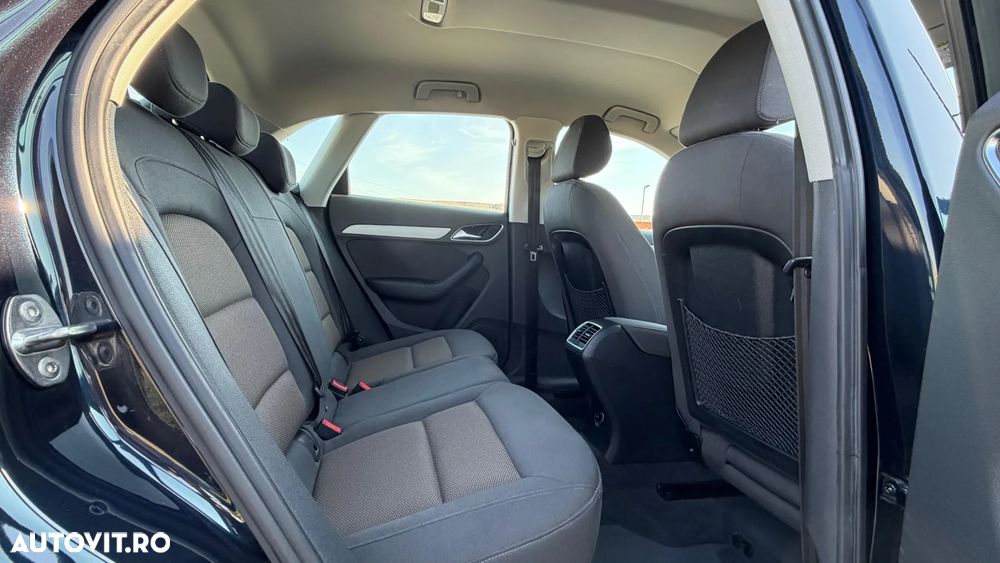 Audi Q3 1.4 TFSI Stronic Design - 11