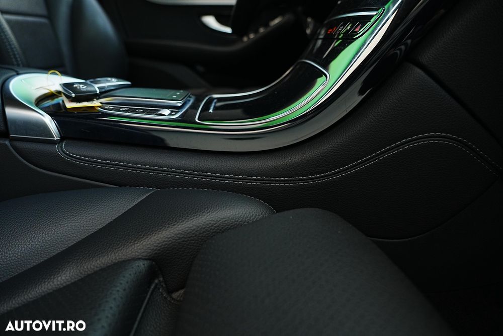 Mercedes-Benz GLC - 20