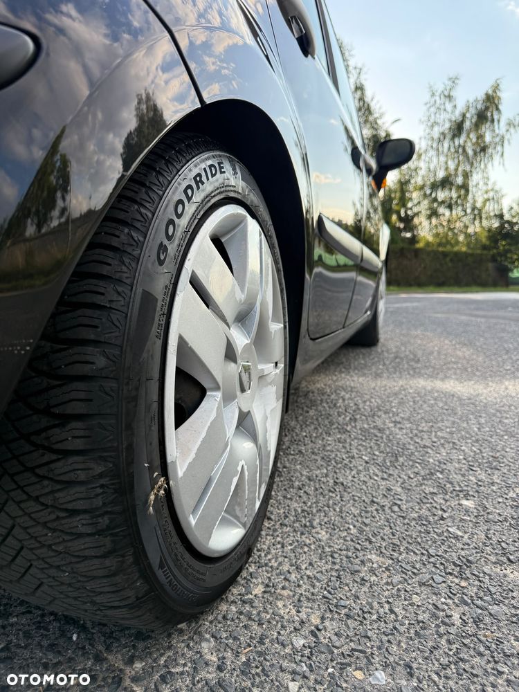 Renault Modus 1.6 16V Dynamique - 12
