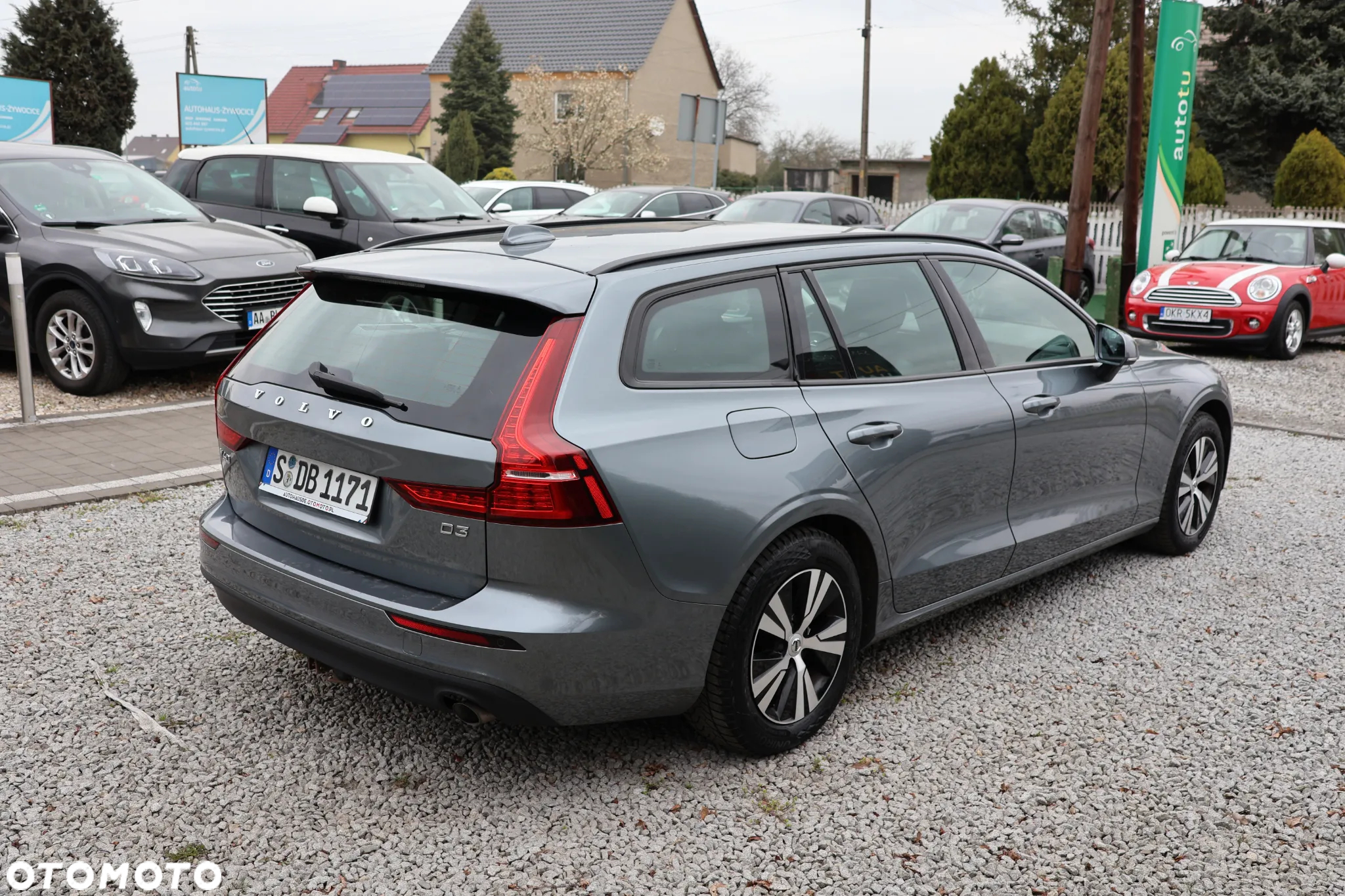 Volvo V60 D3 Momentum Pro - 3