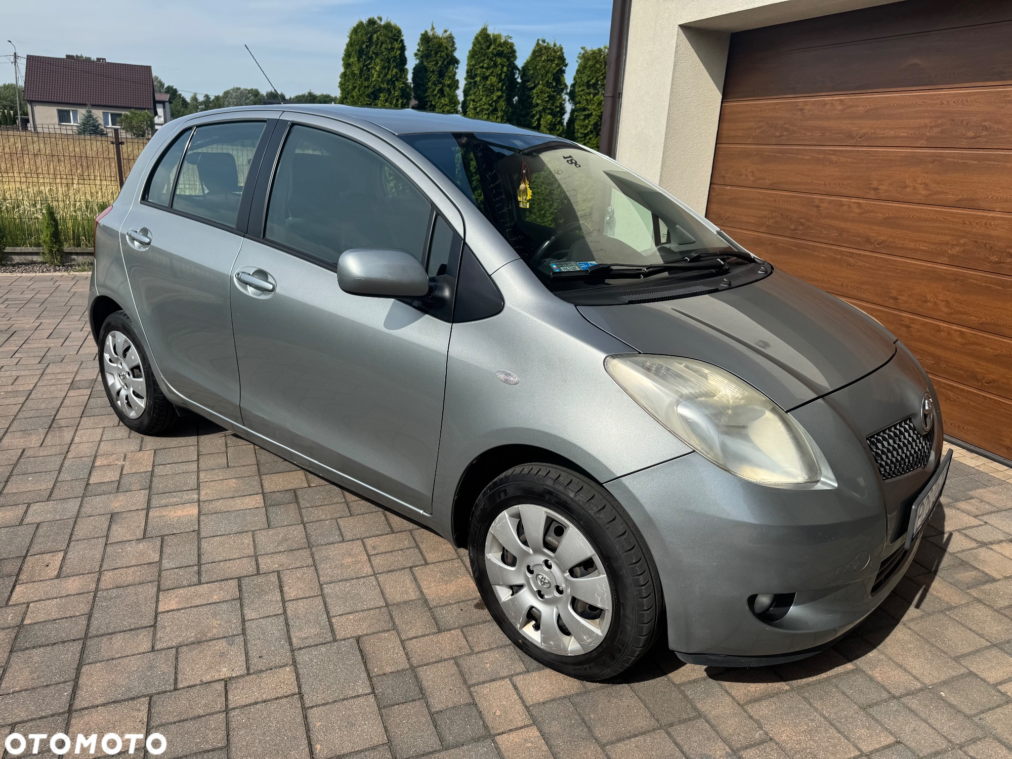Toyota Yaris 1.3 VVT-i Luna - 4