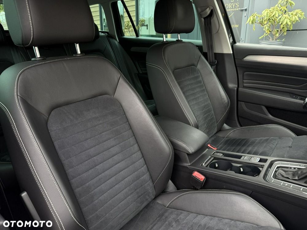 Volkswagen Passat 2.0 TSI Elegance DSG - 12