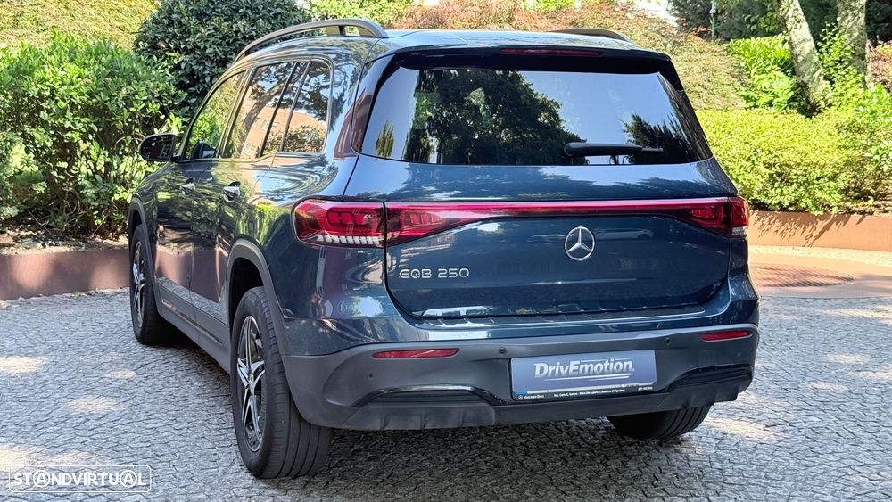 Mercedes-Benz EQB 250 AMG Line - 10