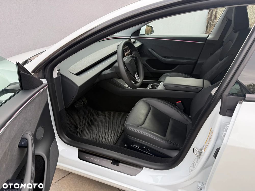Tesla Model 3 Long Range AWD - 7