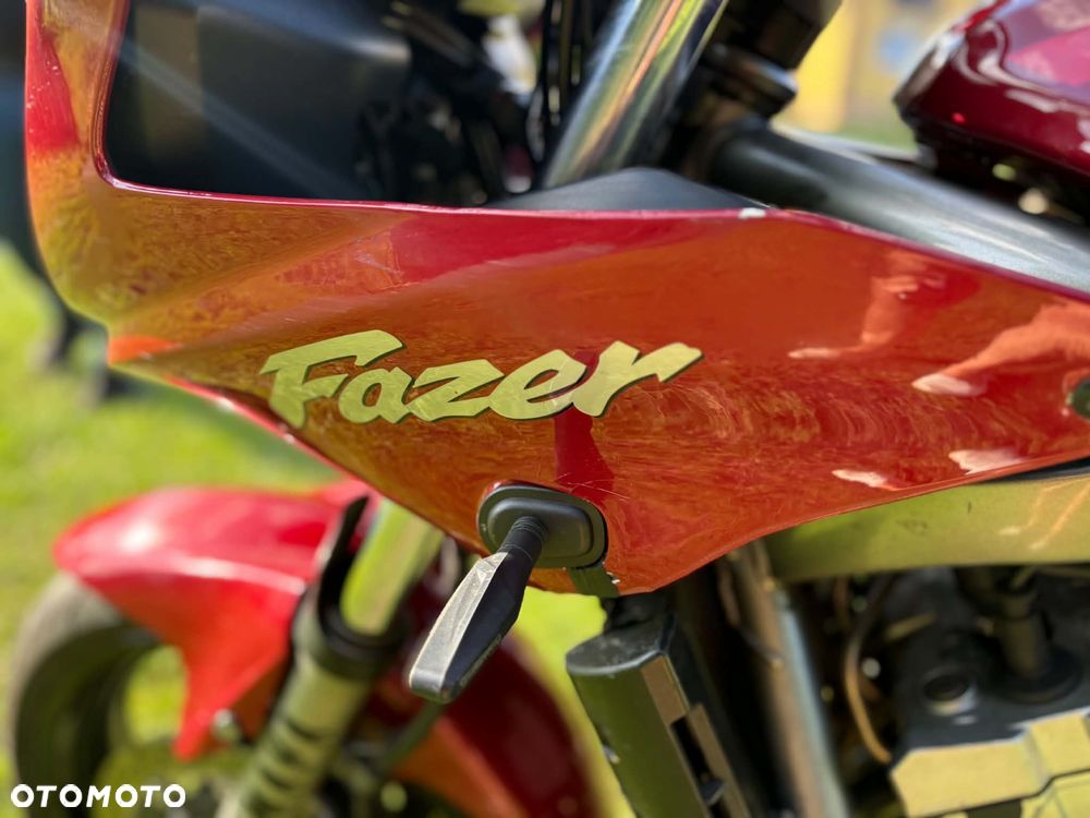Yamaha FZS - 3