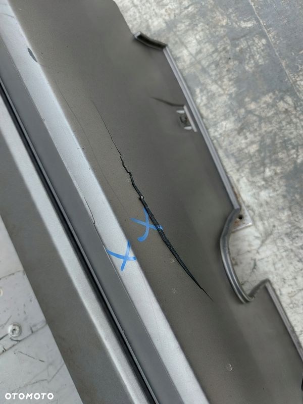 Hyundai Veloster listwa progowa próg prawy nakładka - 4