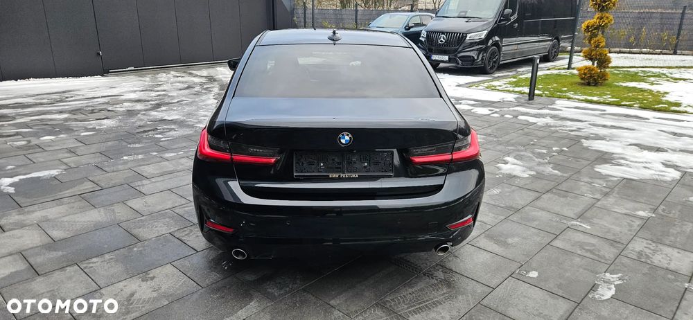 BMW Seria 3 318d Edition Luxury Line Purity - 9