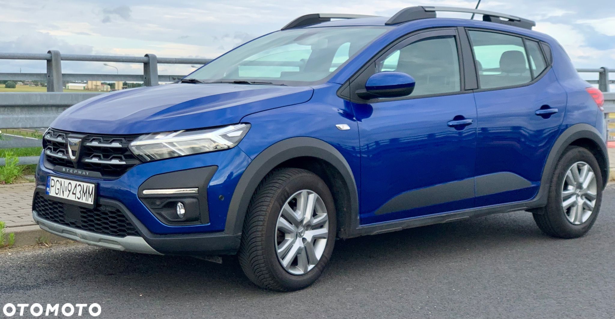 Dacia Sandero Stepway 1.0 TCe Laureate S&S - 1