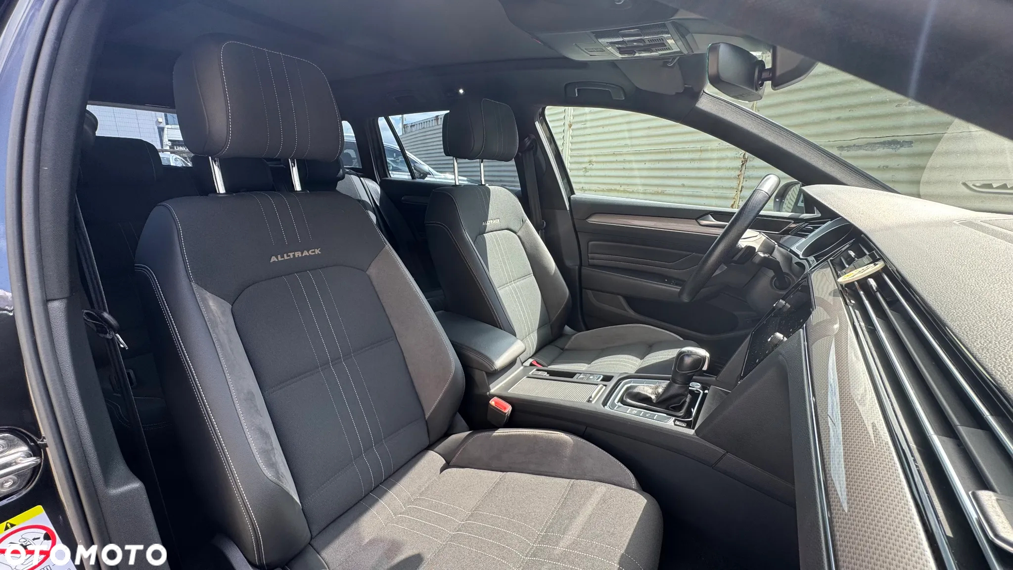 Volkswagen Passat 2.0 TDI 4Mot Elegance DSG - 9