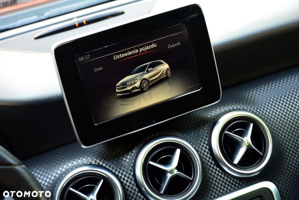Mercedes-Benz Klasa A 200 (BlueEFFICIENCY) Urban - 14